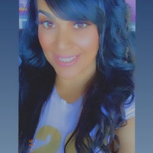Meet your Posher, Gabriela
